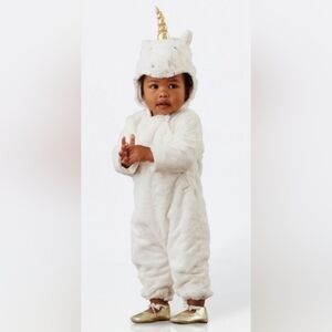 Pottery Barn Kids White Baby Outfit